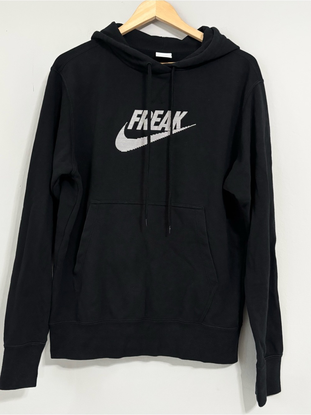 NIKE Giannis Freak Nike Logo Black Pullover Hoodie